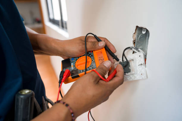 Best Emergency Electrical Repair  in Urbana, IL